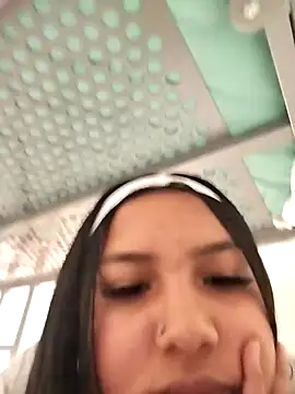 Snapshot of Alix_sweet22 chatting on 27, 12, 2024 Alix sweet22 online show from 27, 12, 2024