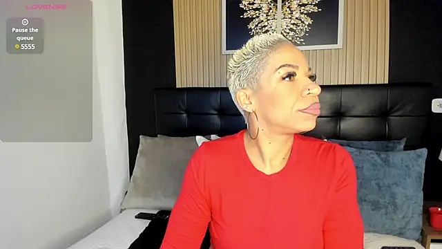 summer night  online show from 5, 2, 2025