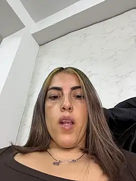 IsisLoveyes  online show from 5, 1, 2026