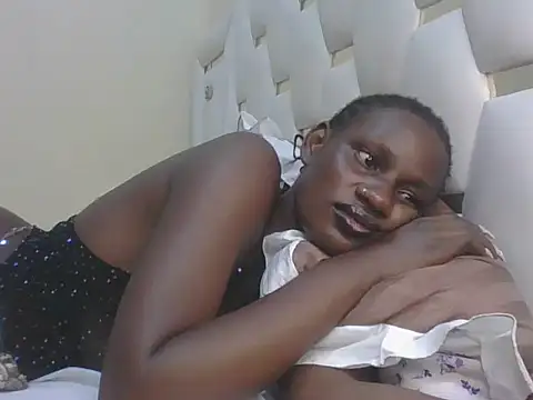 Snapshot of hairy_pussy4 chatting on 24, 2, 2026 hairy pussy4 online show from 24, 2, 2026