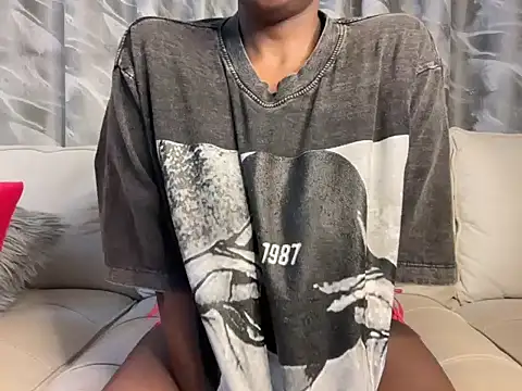 Chocolate queen2 online show from 5, 12, 2025