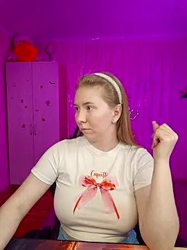 D0nna  online show from 22, 4, 2026