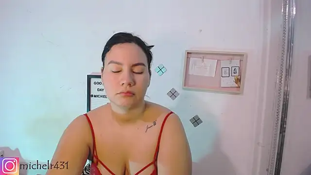 Mia  reys online show from 22, 9, 2025