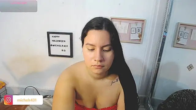 Mia  reys online show from 27, 11, 2025