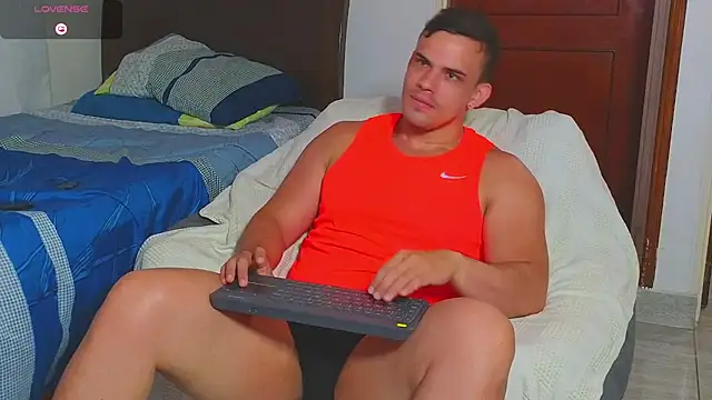 Snapshot of Regansmiths chatting on 7, 7, 2026 Regansmiths online show from 7, 7, 2026