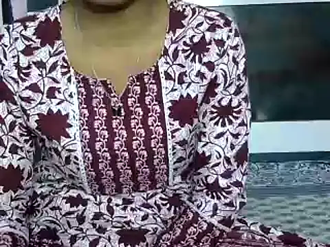 momo lov online show from 19, 12, 2024