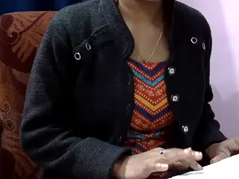 momo lov online show from 5, 1, 2025