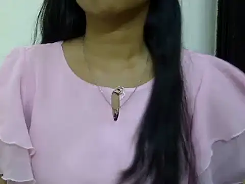 momo lov online show from 11, 3, 2025