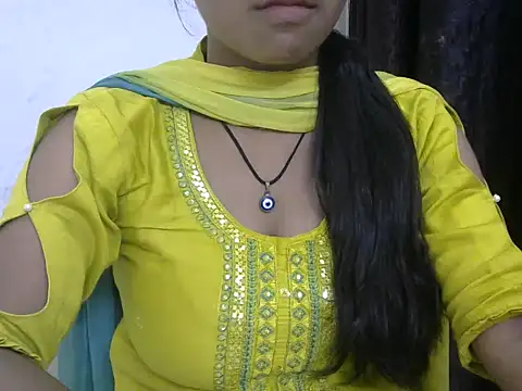 momo lov online show from 24, 9, 2025