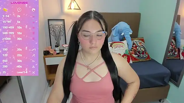 delilaquinn online show from 10, 12, 2024