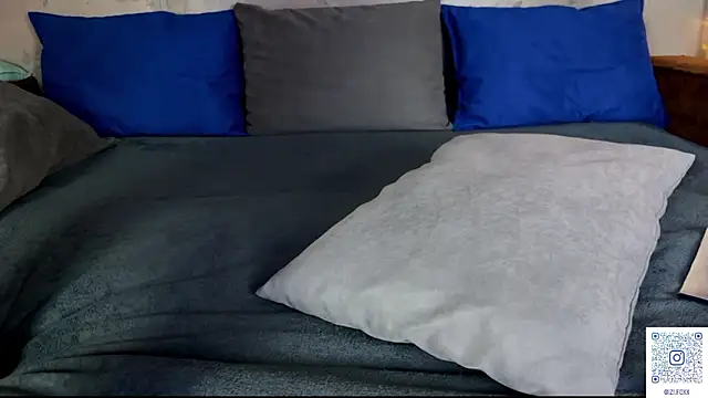 Snapshot of izi-fox chatting on 21, 3, 2026 izi-fox online show from 21, 3, 2026