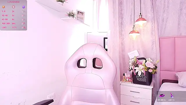 bella-green online show from 12, 3, 2025