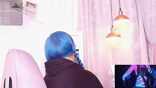 bella-green online show from 15, 3, 2025