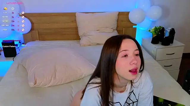 Hayle Hill online show from 24, 2, 2025