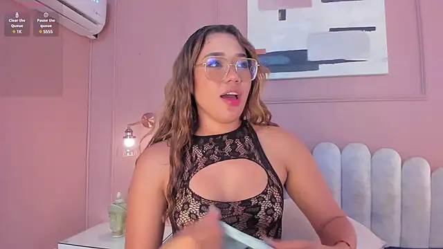 Snapshot of mara_brooks chatting on 10, 2, 2025 mara brooks online show from 10, 2, 2025