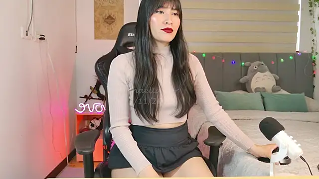 Snapshot of _thaeltaylor chatting on 5, 11, 2025 thaeltaylor online show from 5, 11, 2025