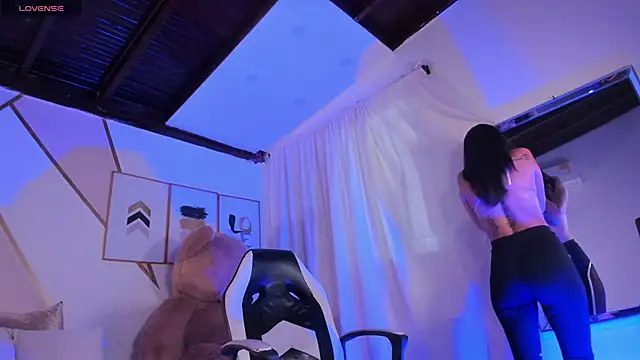 maye wells online show from 19, 12, 2024