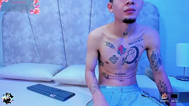 kendalltaylorr online show from 20, 2, 2025