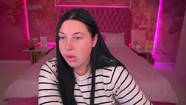 ArianaDarkk online show from 18, 10, 2025