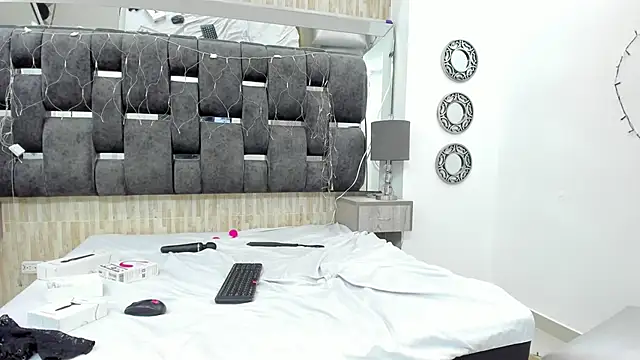 Charlotte Myers online show from 19, 2, 2025