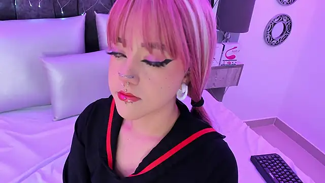 Charlotte Myers online show from 13, 3, 2025