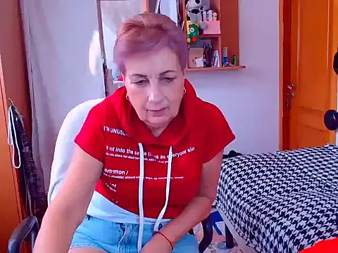 Snapshot of Victoria5643 chatting on 17, 2, 2025 Victoria5643 online show from 17, 2, 2025