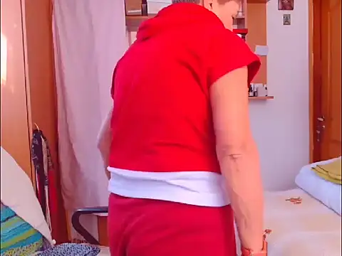 Snapshot of Victoria5643 chatting on 28, 9, 2025 Victoria5643 online show from 28, 9, 2025