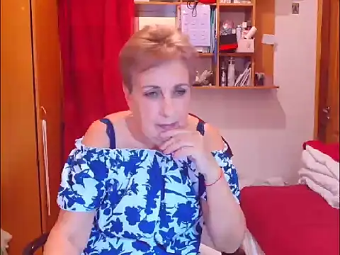 Victoria5643 online show from 24, 11, 2025