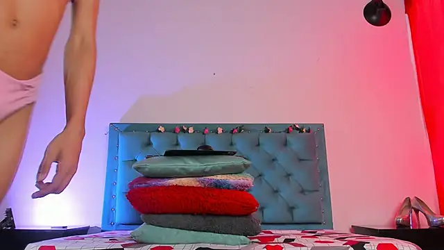 Snapshot of thamara26 chatting on 8, 2, 2025 thamara26 online show from 8, 2, 2025