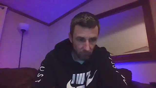 HungStud4You online show from 20, 1, 2025