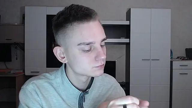 angryzan online show from 13, 1, 2025