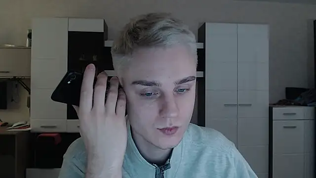 angryzan online show from 13, 2, 2025