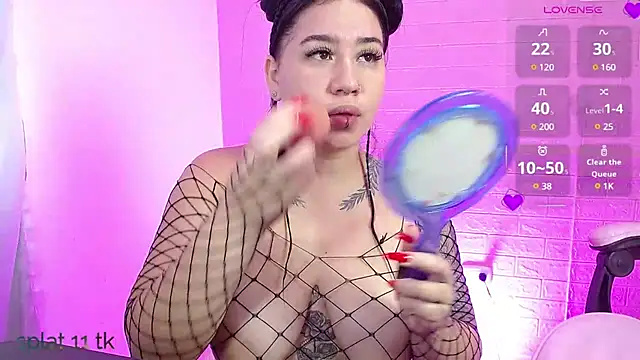 Snapshot of _hooly chatting on 8, 2, 2025 hooly online show from 8, 2, 2025