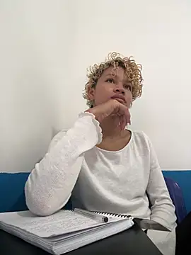 Peggy Funn online show from 15, 1, 2025