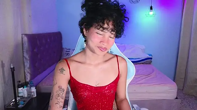 Peggy Funn online show from 18, 3, 2025