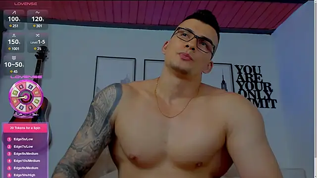 Snapshot of seancarreraa chatting on 16, 1, 2025 seancarreraa online show from 16, 1, 2025