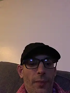 hailzeffn online show from 6, 4, 2026