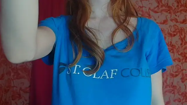 strawberrysmoothie online show from 1, 2, 2025