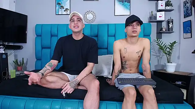 Leon hot X online show from 2, 2, 2025