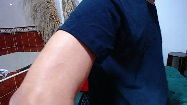 Leon hot X online show from 6, 2, 2025