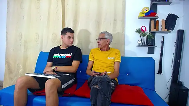 Leon hot X online show from 17, 10, 2025