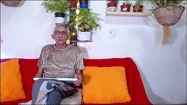 Leon hot X online show from 16, 6, 2026