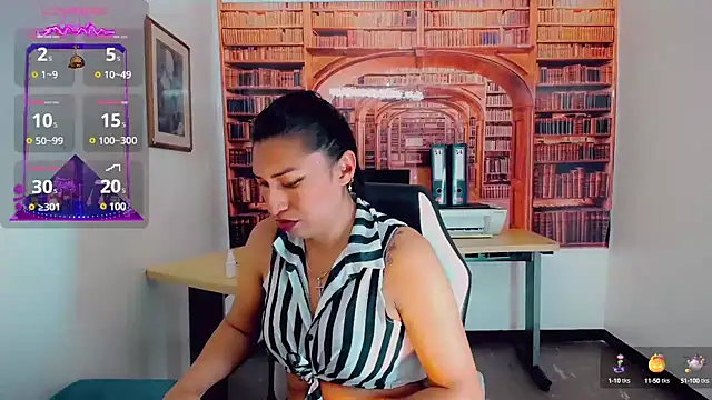 Snapshot of khiara_moretti chatting on 27, 12, 2024 khiara moretti online show from 27, 12, 2024