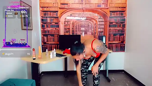 Snapshot of khiara_moretti chatting on 28, 1, 2025 khiara moretti online show from 28, 1, 2025