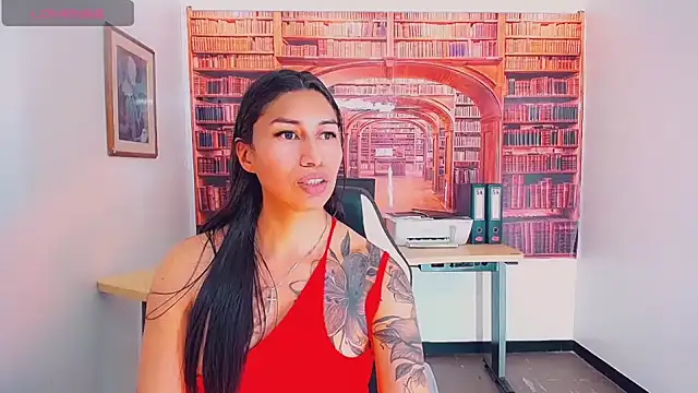 Snapshot of khiara_moretti chatting on 12, 2, 2025 khiara moretti online show from 12, 2, 2025