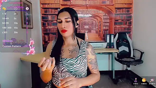 Snapshot of khiara_moretti chatting on 17, 3, 2025 khiara moretti online show from 17, 3, 2025