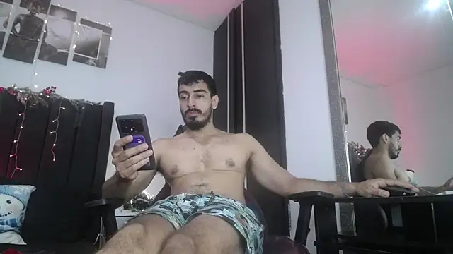 Snapshot of muscle_ares chatting on 6, 12, 2024 muscle ares online show from 6, 12, 2024