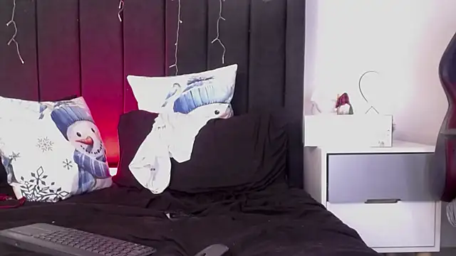 Snapshot of muscle_ares chatting on 28, 12, 2024 muscle ares online show from 28, 12, 2024