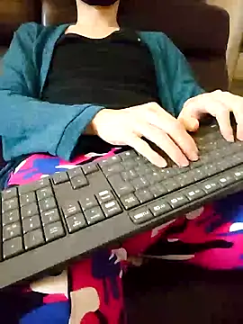 Snapshot of --MIKASA-- chatting on 5, 2, 2025 --MIKASA-- online show from 5, 2, 2025