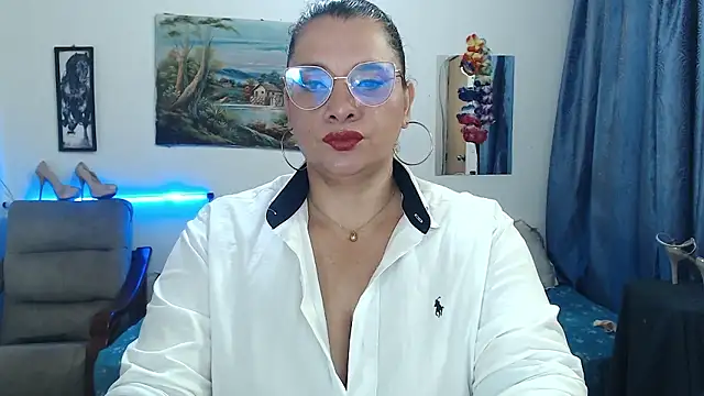 Aleja Gonzales online show from 10, 1, 2026